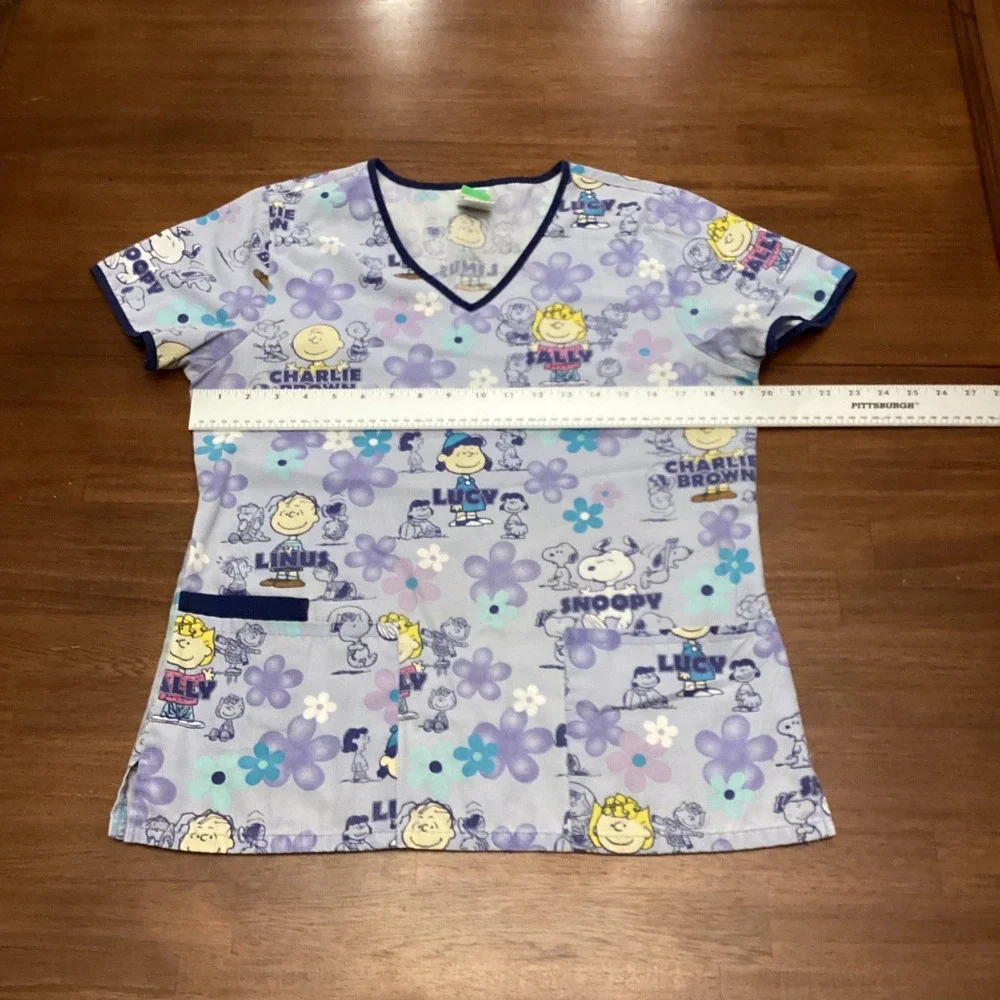 Peanuts Charlie Brown Snoopy Floral Scrub Top V-Neck Medical Uniform Small